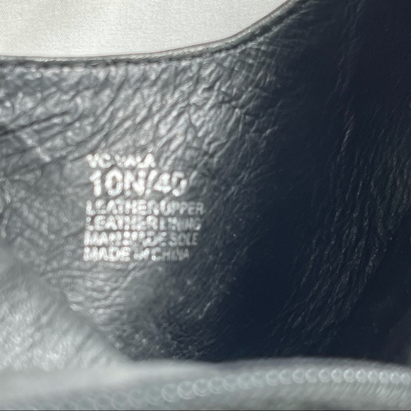 $165 Vince Camuto VALA Black Side Zip Leather Boot - Picture 8 of 8